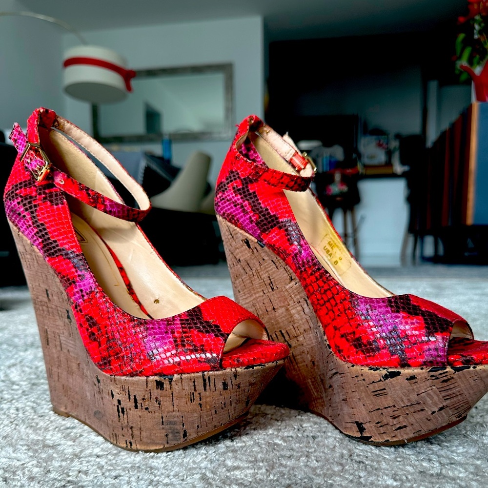 Jessica Simpson High Wedges Red Python - image 1
